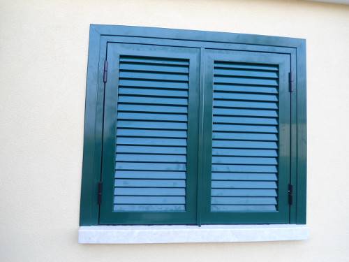 JVS Fensterläden Profil Renovierung